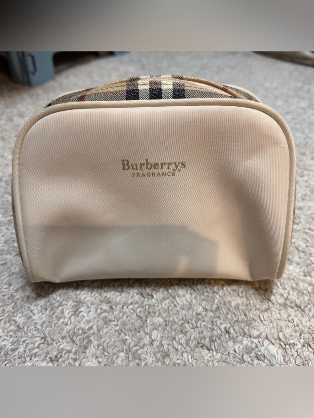 Burberrys Beige & Nova Check Cosmetic Pouch